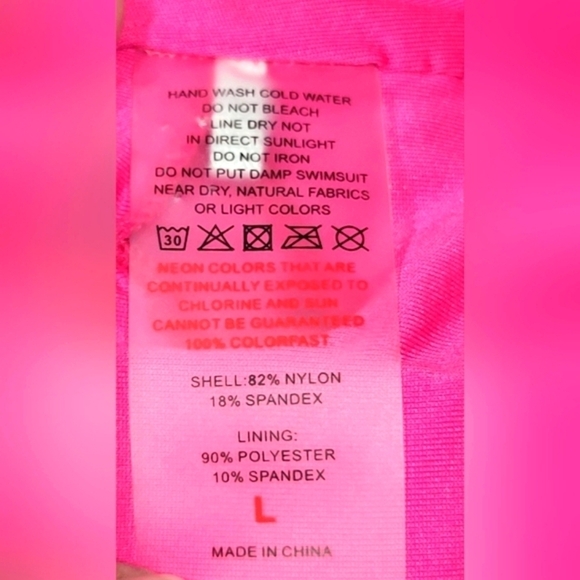 Large Hot Pink One Piece Swimsuit 🩱 Vacation Beach Summer - Picture 8 of 8